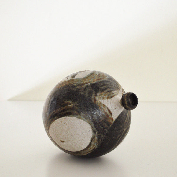 minimalist handmade pottery vase