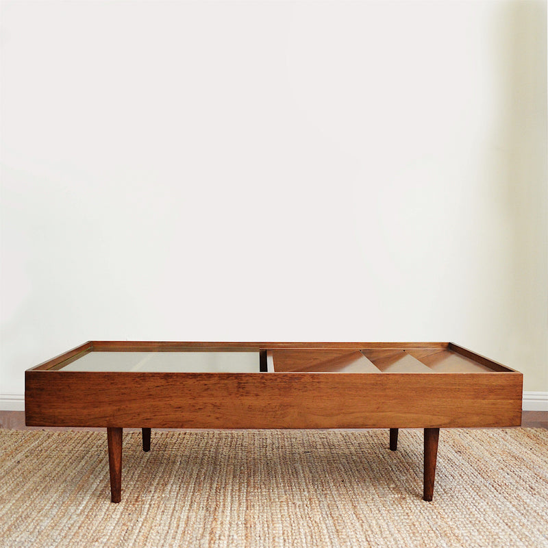 Walnut wood coffee table designed by Milo Baughman for Glenn of California side view